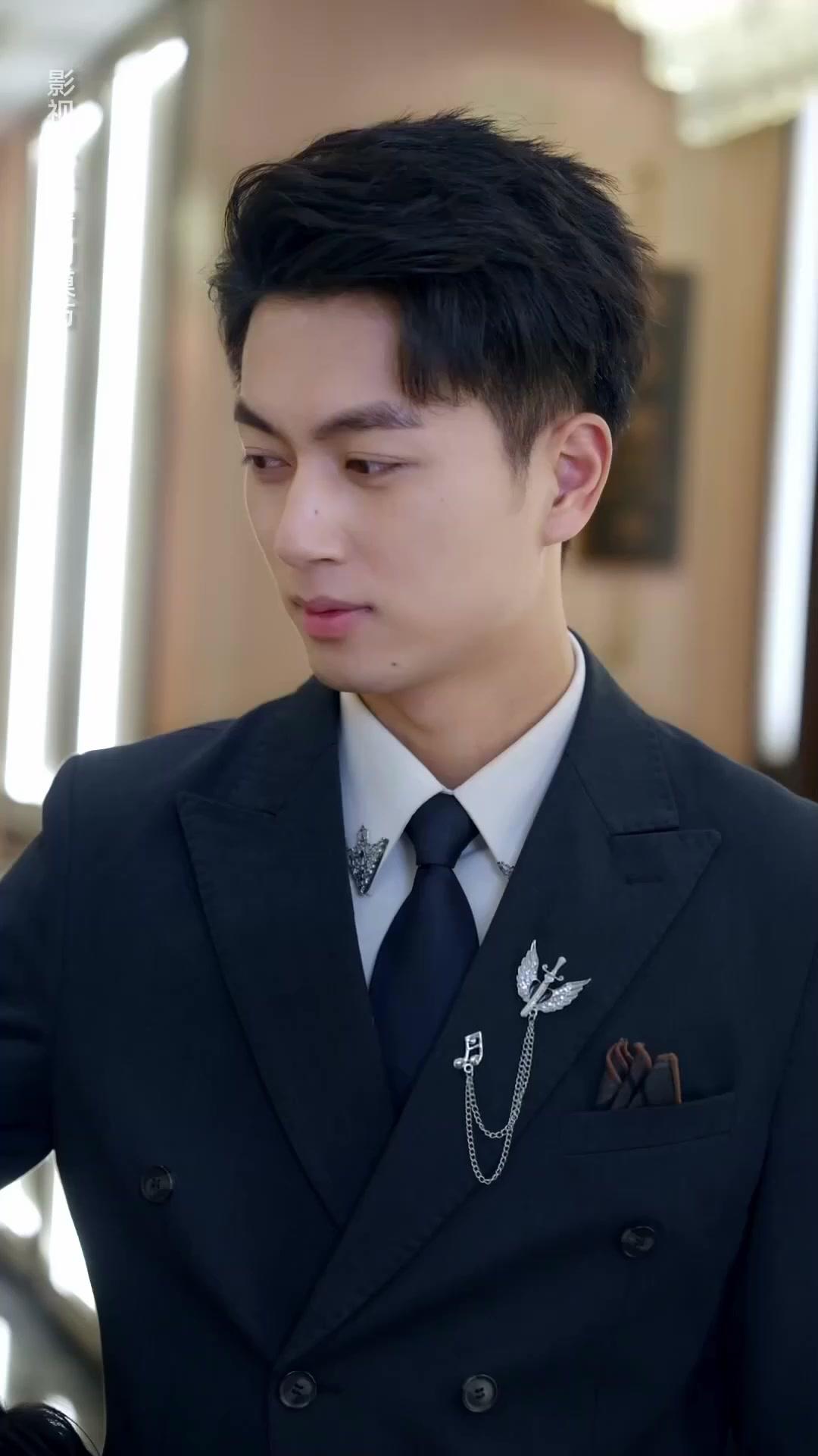 Matrimonio lampo e dolce amore in corso