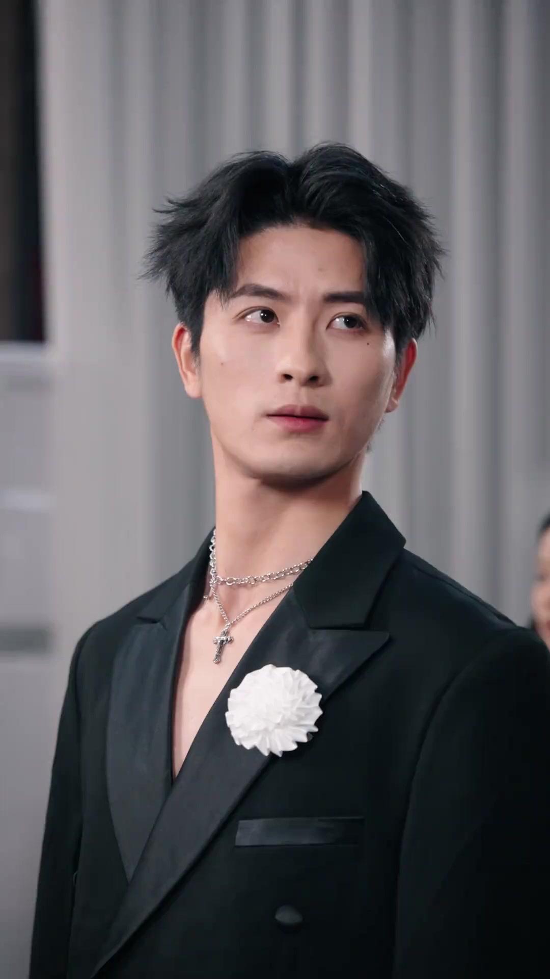 (Dublajlı) Fedakarlıktan Sonra: Uçurumdan Döndü