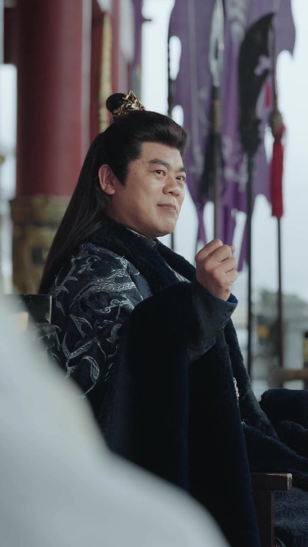 Cinta Terlarang dengan Prabu Hewan