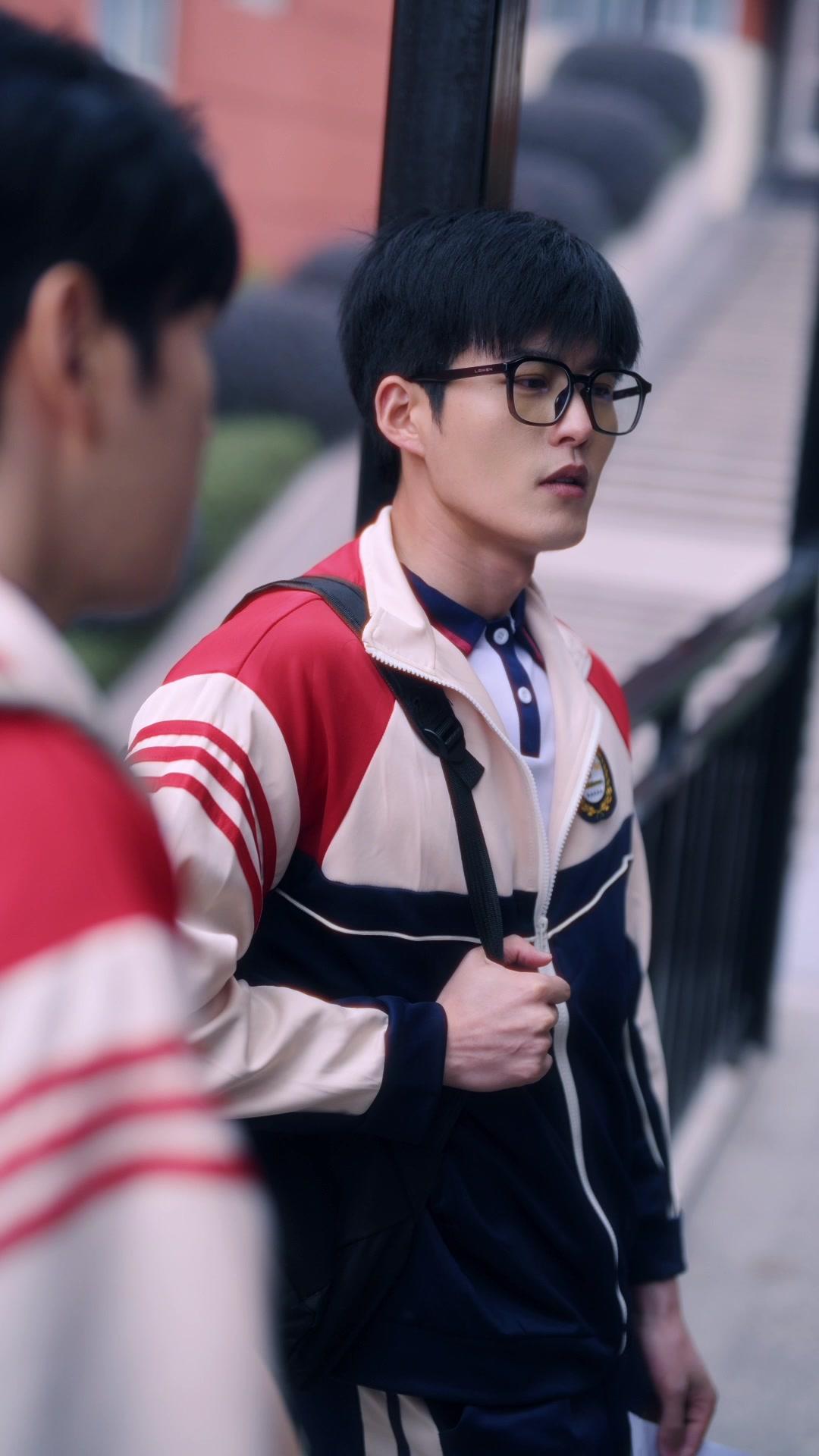 SEPT HIVERS, UNE ÉTERNITÉ