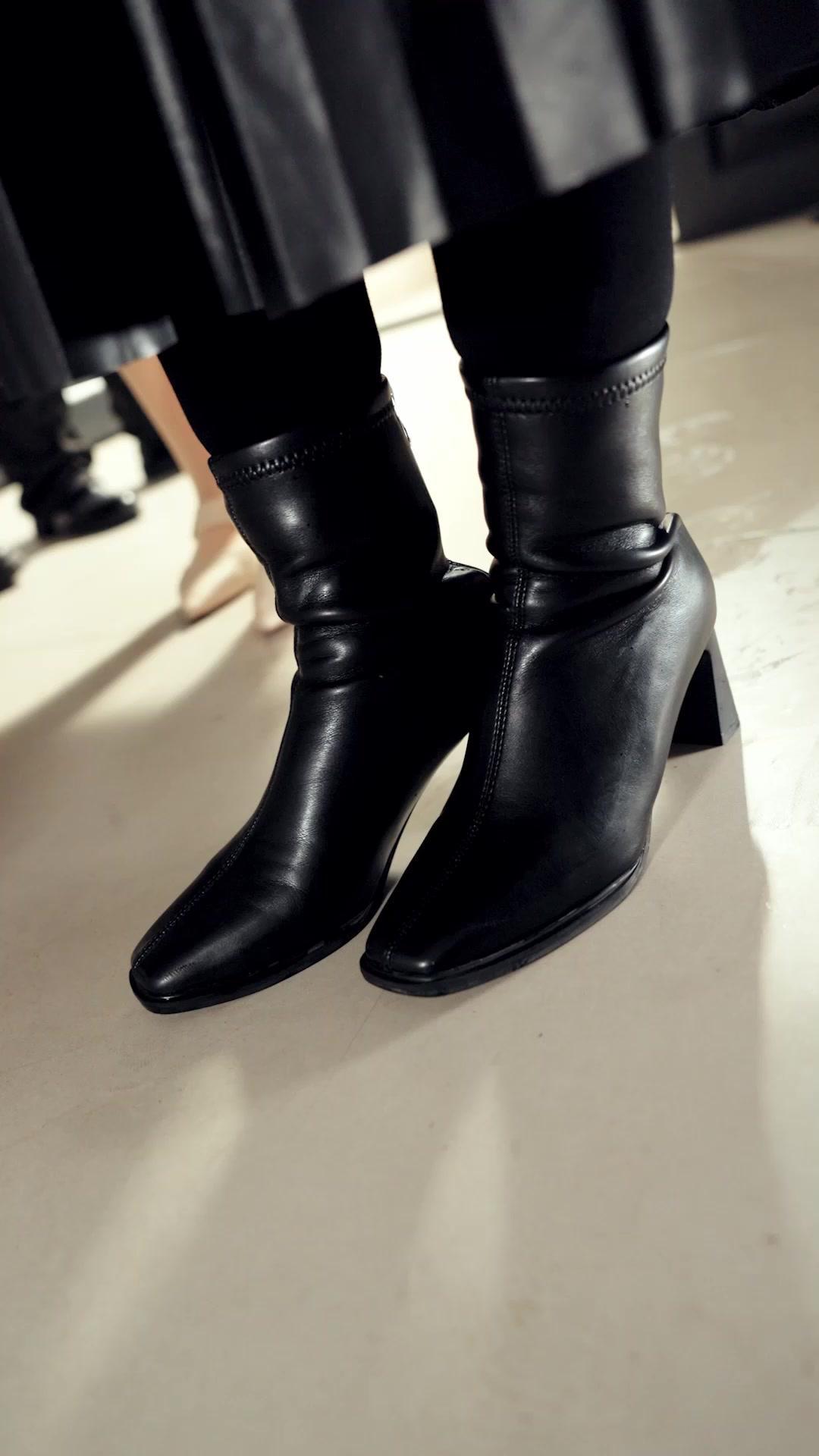 Erbe oder Begleit-Model