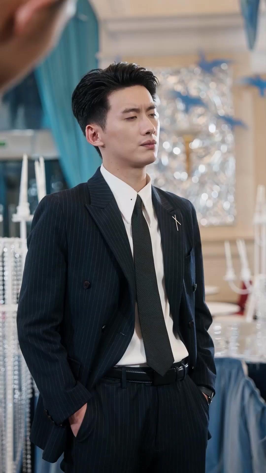 คุณชายผู้ถูกทิ้ง กลับมาล่าหัวใจซีอีโอ