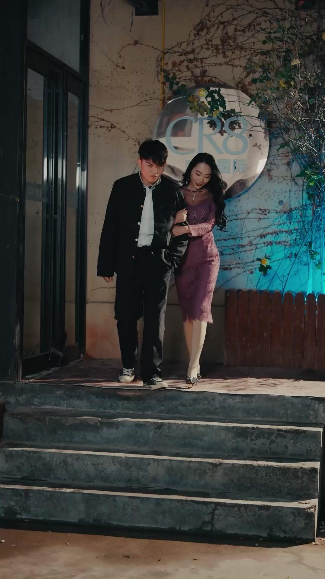 Raja Tinju! Dua Naga di Ring