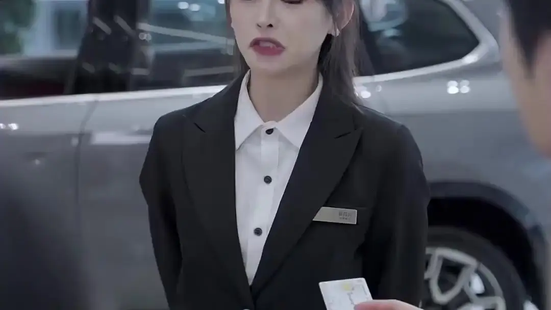 (Dubsing) Semakin Boros, Rezeki Justru Lancar: Kartu Ajaib di Showroom yang Membuat Semua Terkejut