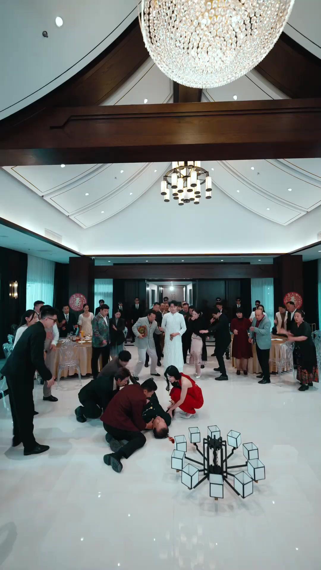 Jing Şehir'i Sarsan Ata