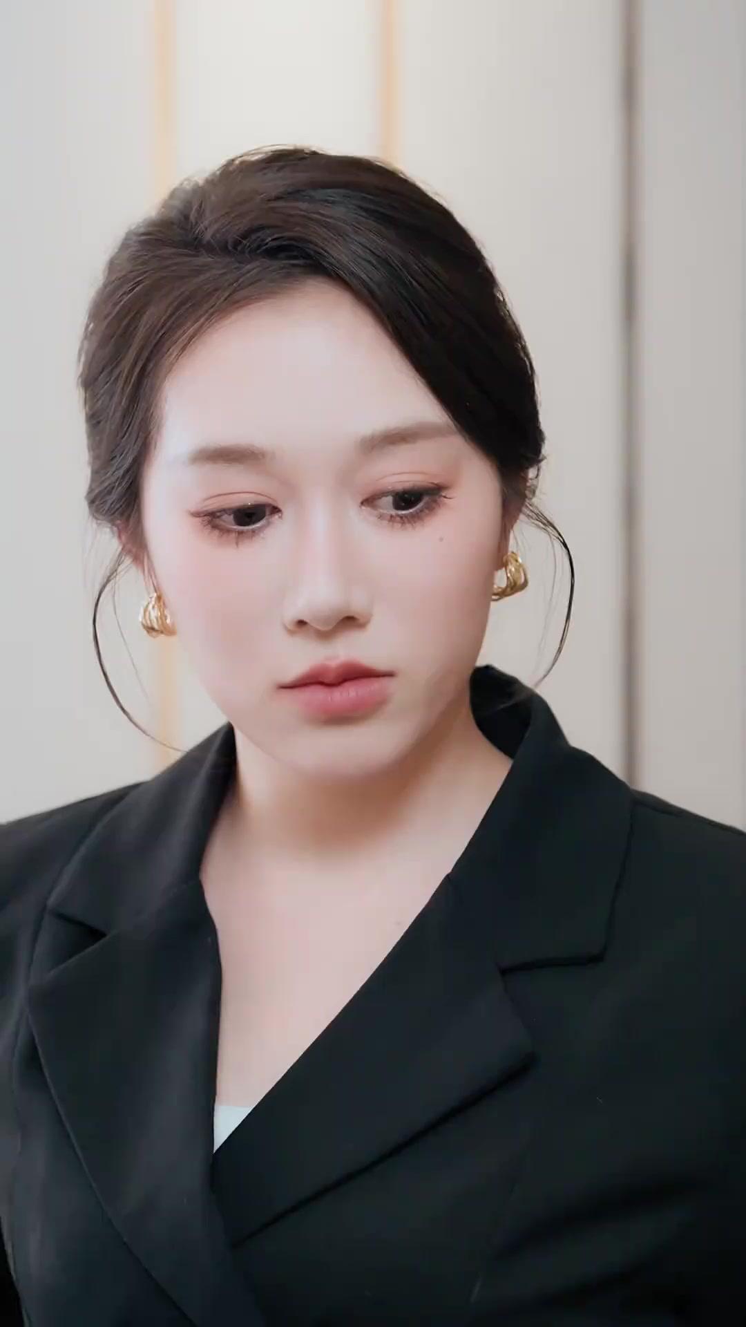 Surprise! My Dad Is the Hidden Dragon!