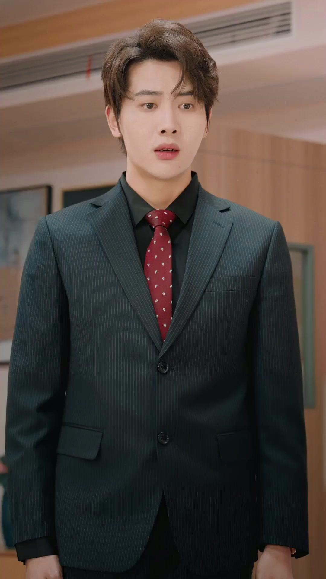 GENIE FILS, MÈRE MYSTÉRIEUSE