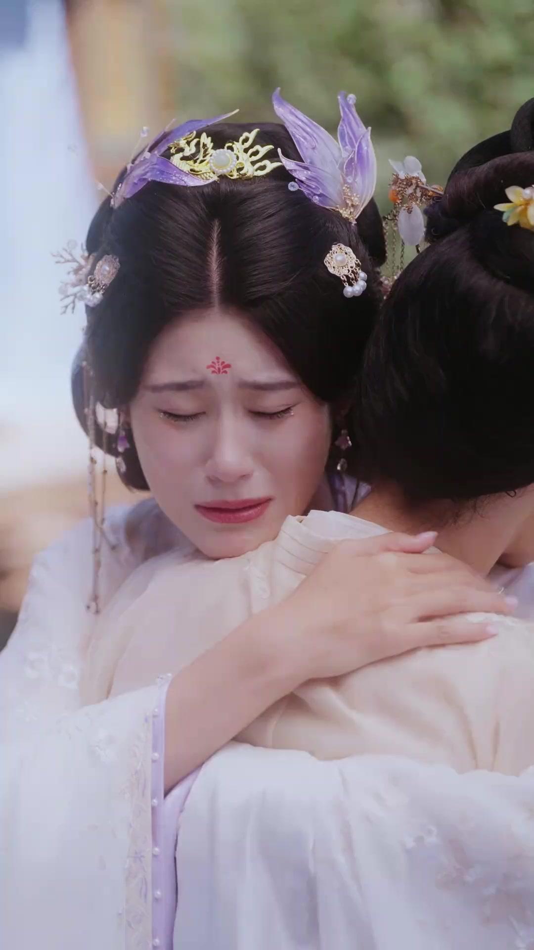 Hoàng Hậu Vạn Sủng