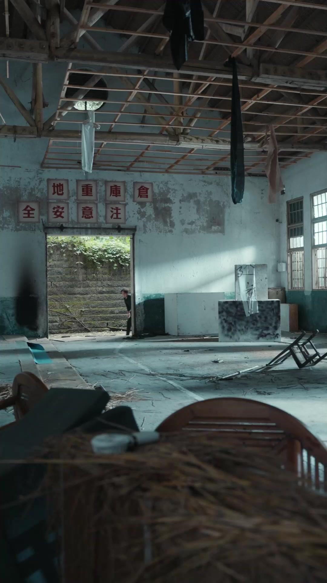 Terjebak di Dunia Novel