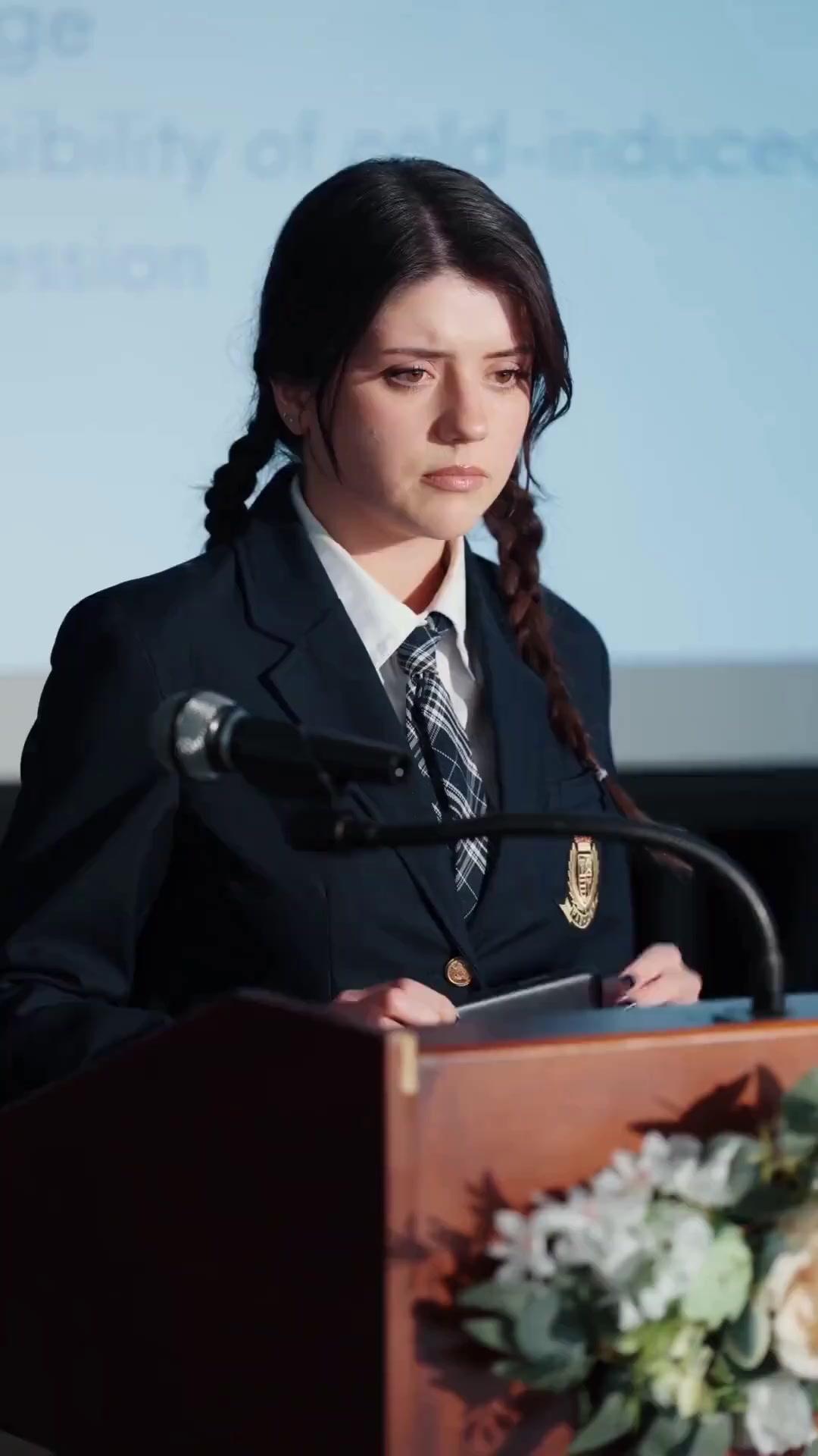 (Dublajlı) Doktorun Hizmetçilik Geçmi