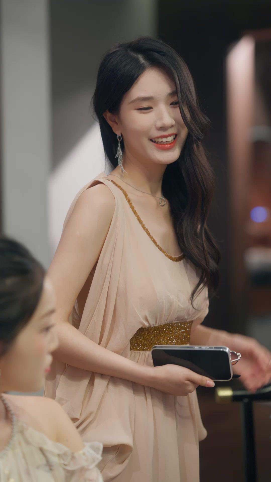 Setelah Bangkrut, Jadian Dengan Musuh Kakak