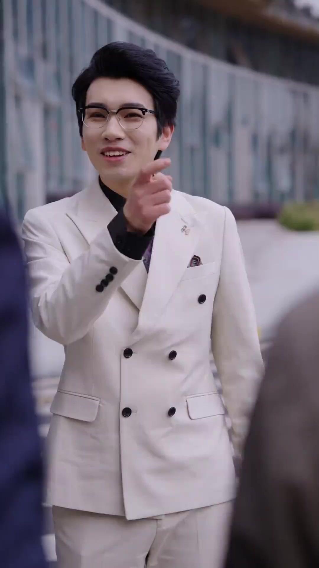 มังกรคืนถิ่น รอวันคำราม