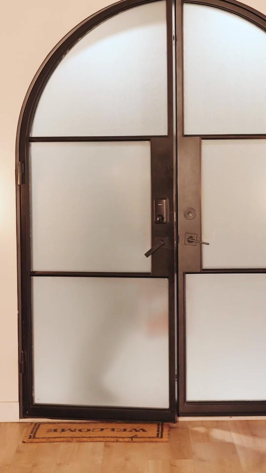  Love, Lies, and Christmas Surprise