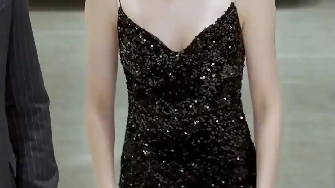 (Sulih Suara) Semakin Boros, Rezeki Justru Lancar: Drama Mobil Mewah yang Membuat Jantung Berdebar