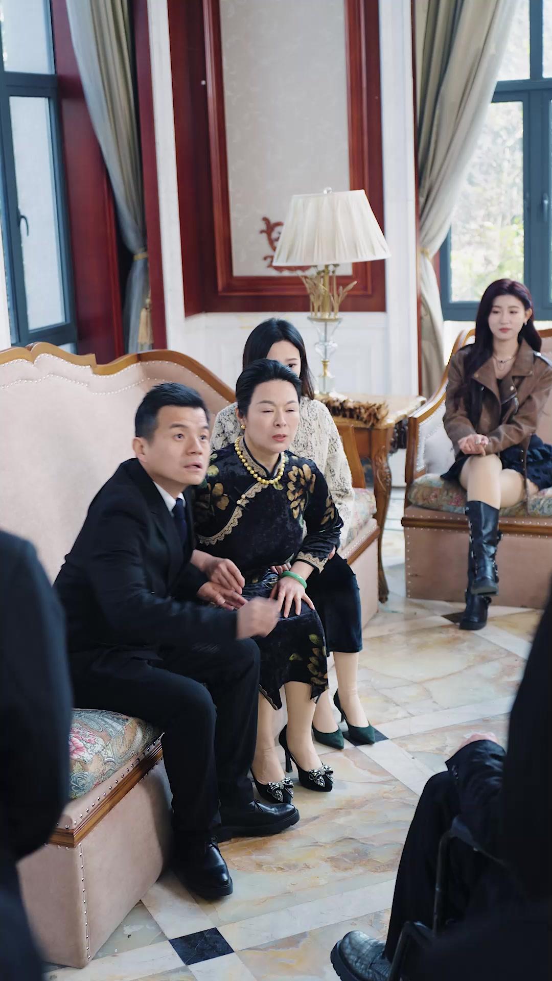 婚後薄太太她又甜又颯