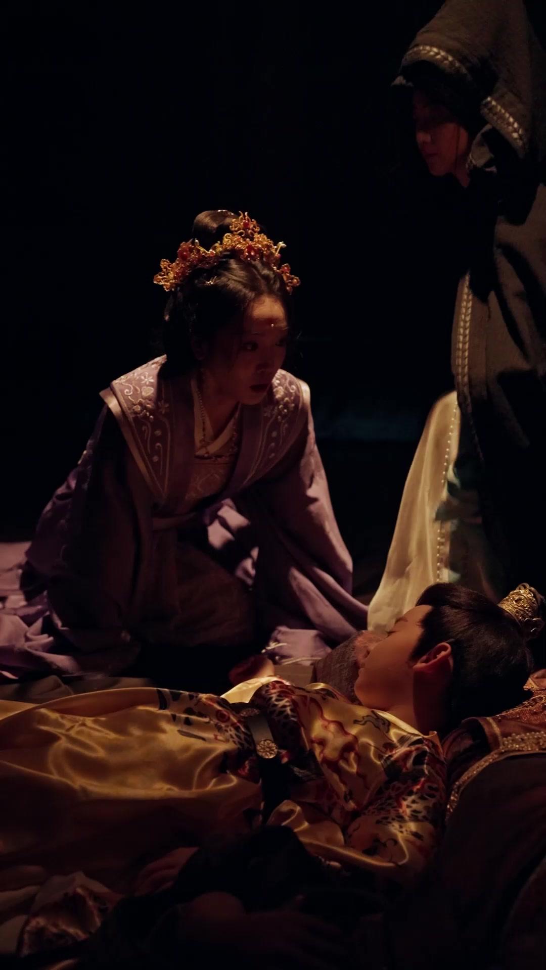 La emperatriz se rebela