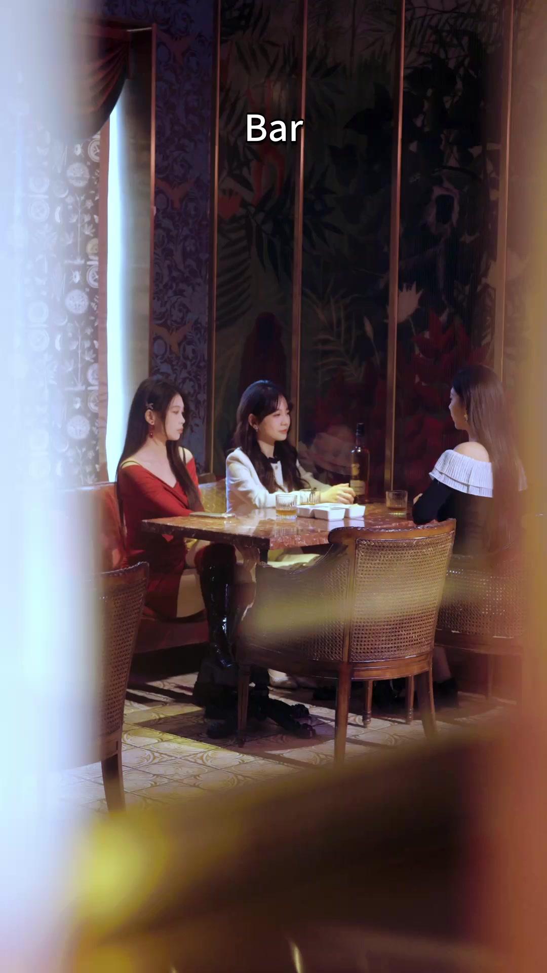 Hati Terkunci, Cinta Datang