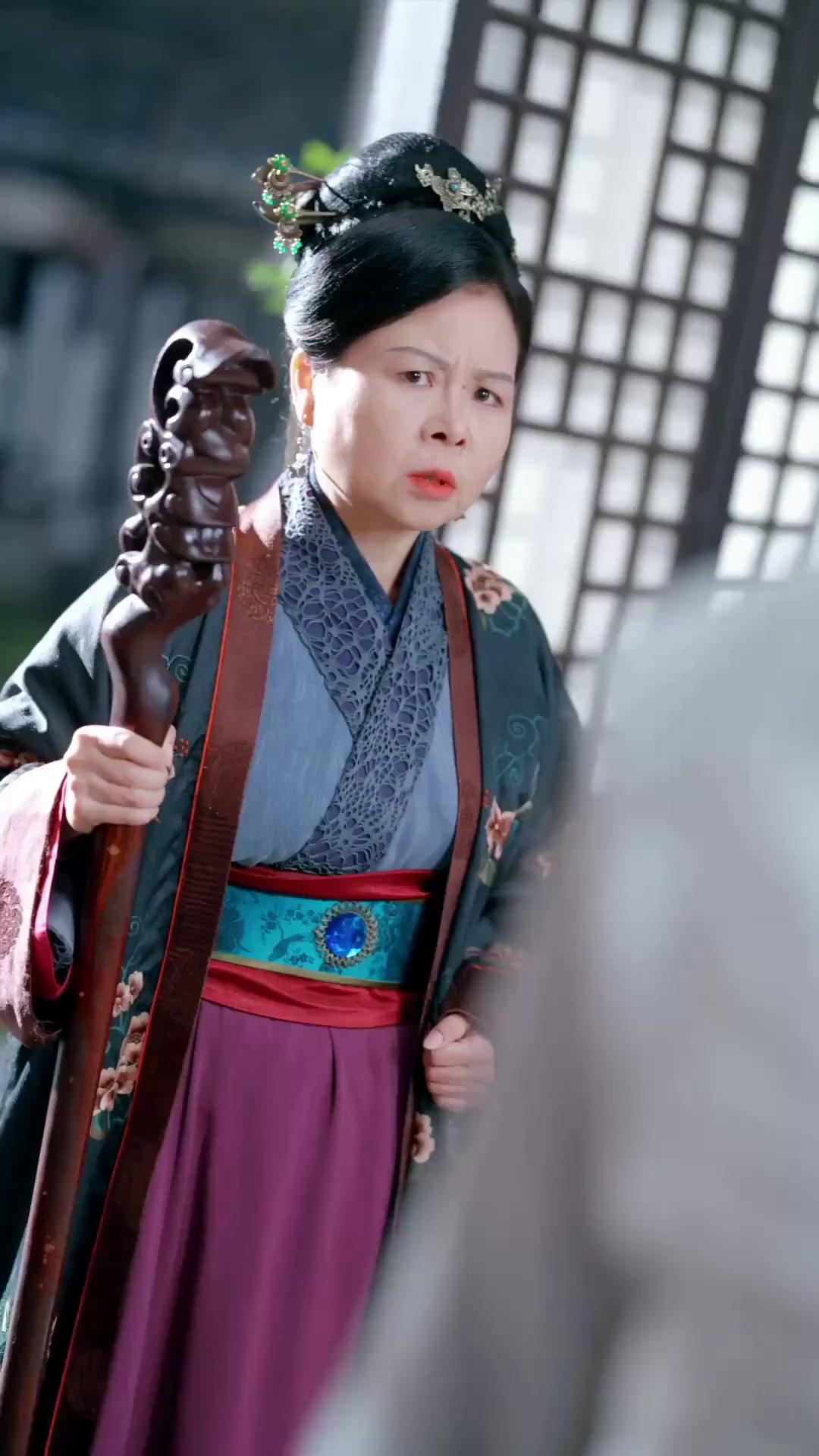 (مدبلج) حين أكون فاسقا عابرا… وتكون زوجتي معادةالميلاد