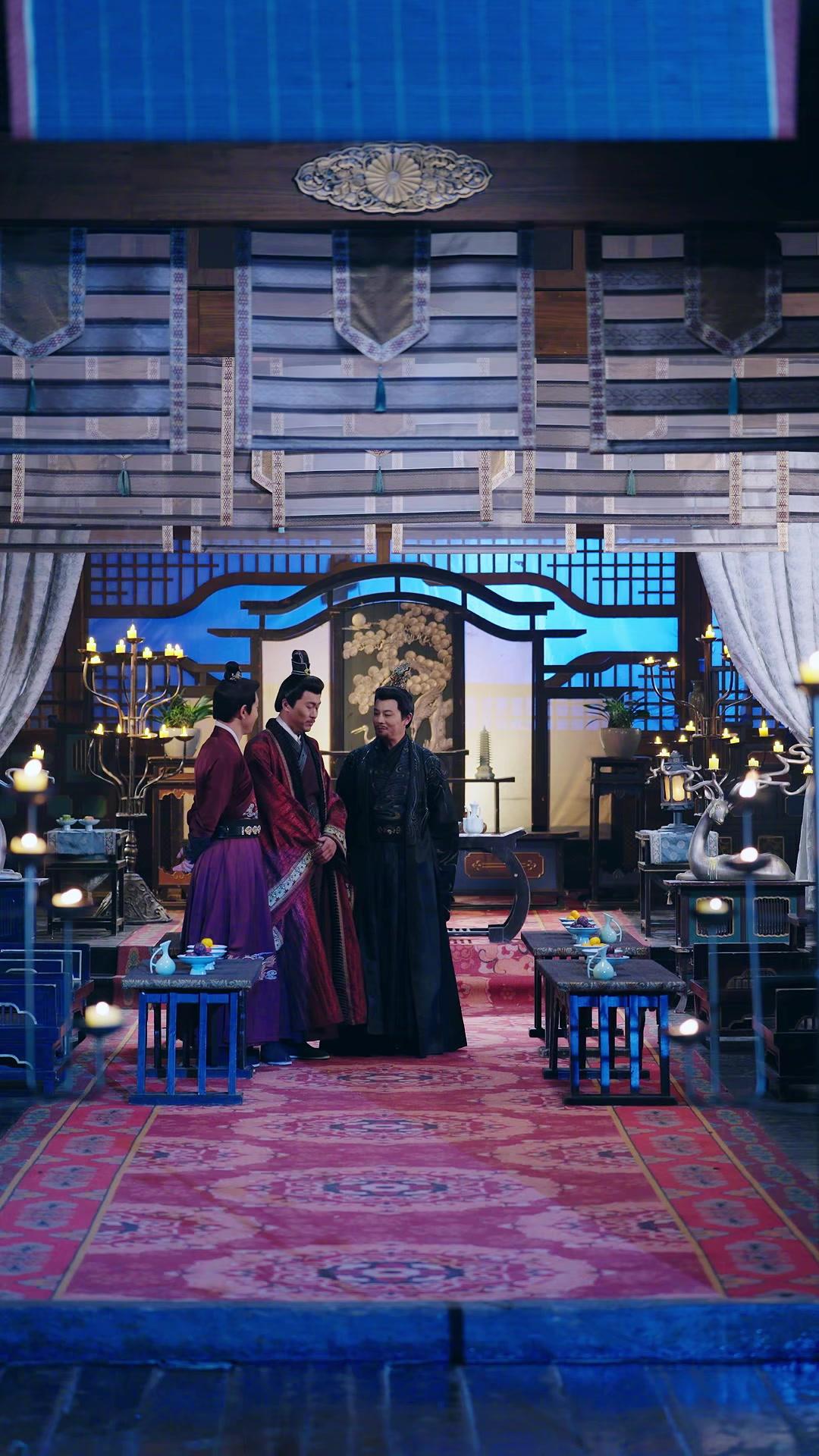 一介山賊，權傾天下