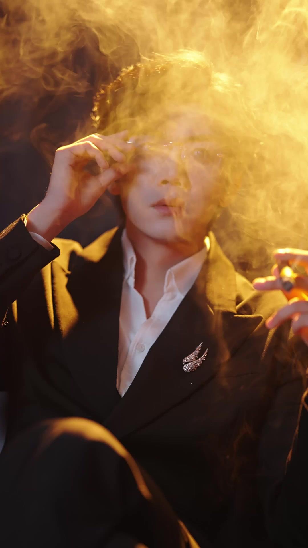 Devlet Kapısı, Kodaman Aşkı