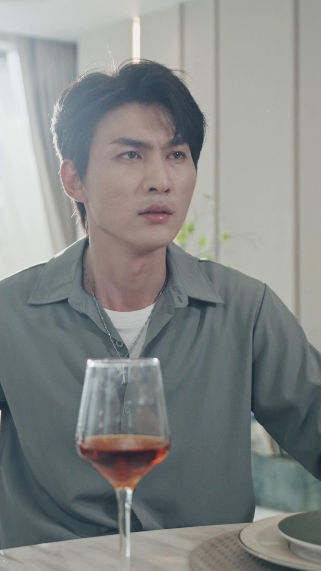 LE SOLEIL DE L'ARMÉE