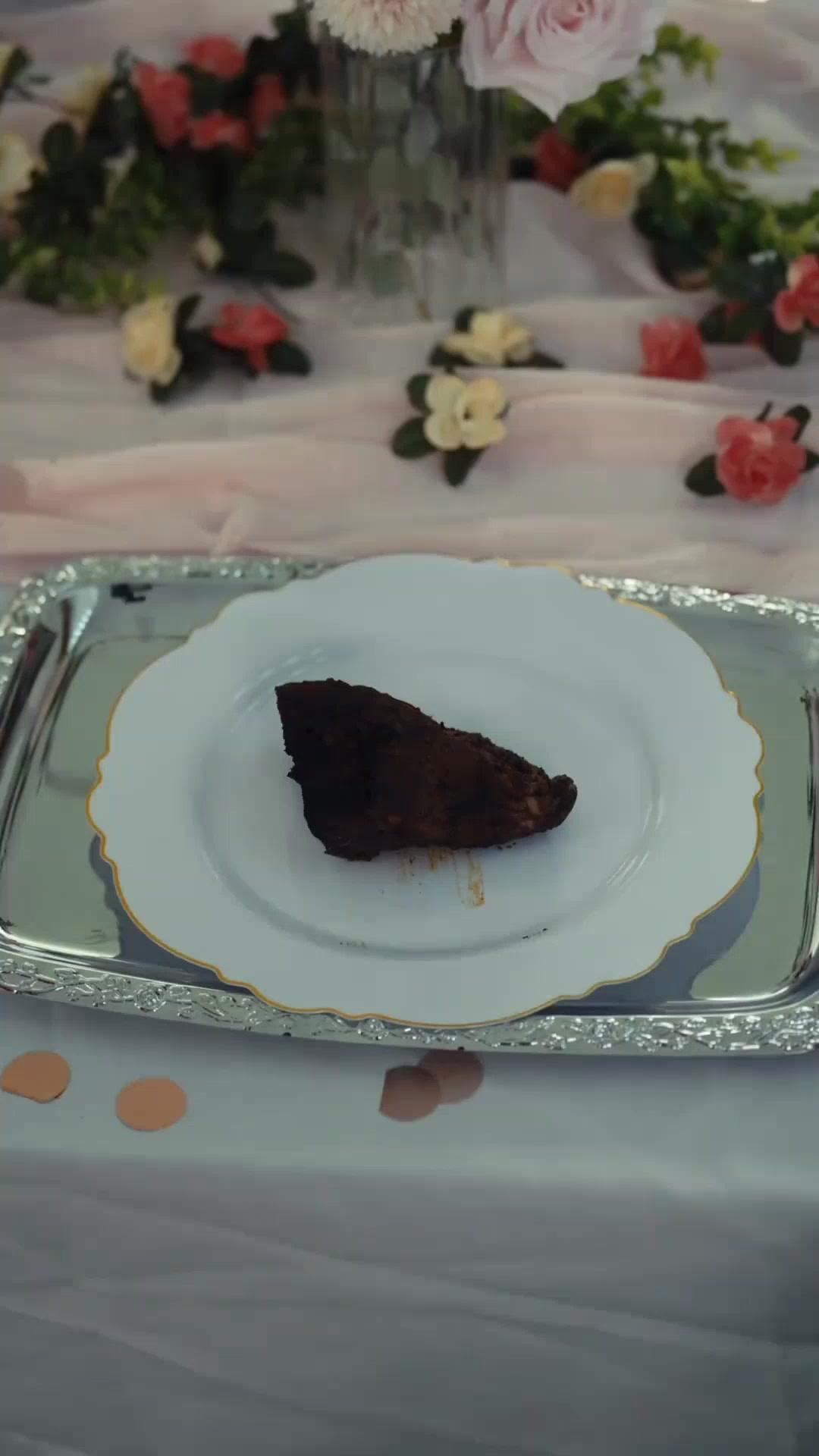 (Doublage)L'HÉRITIÈRE RENAÎT DES CENDRES