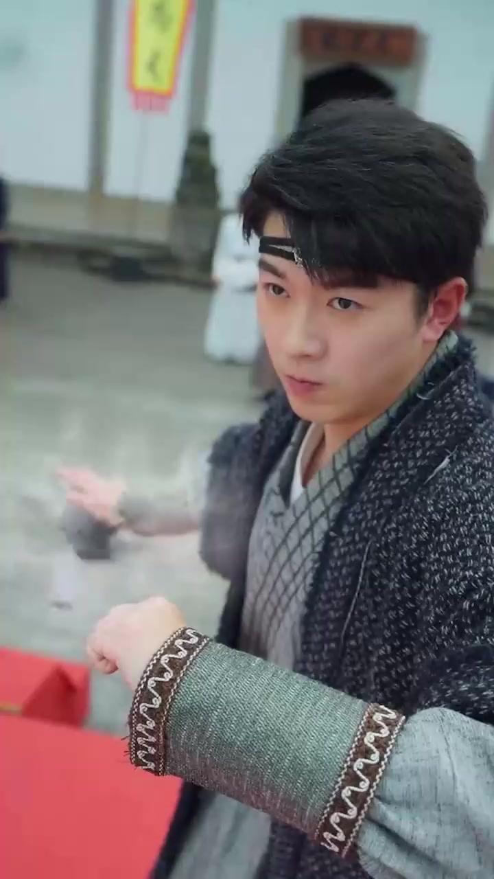 (Dubbed) OMG! The "butcher" Son Is the Family Savior!