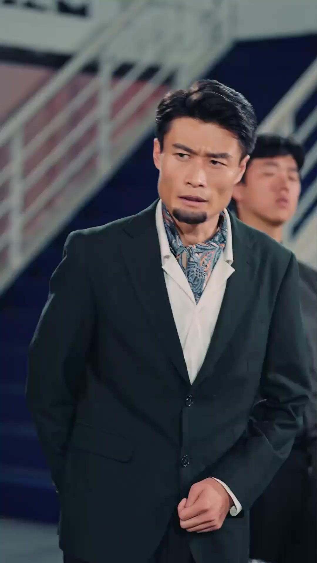 (Sulih suara)Tukang Sapu,Penguasa Arena