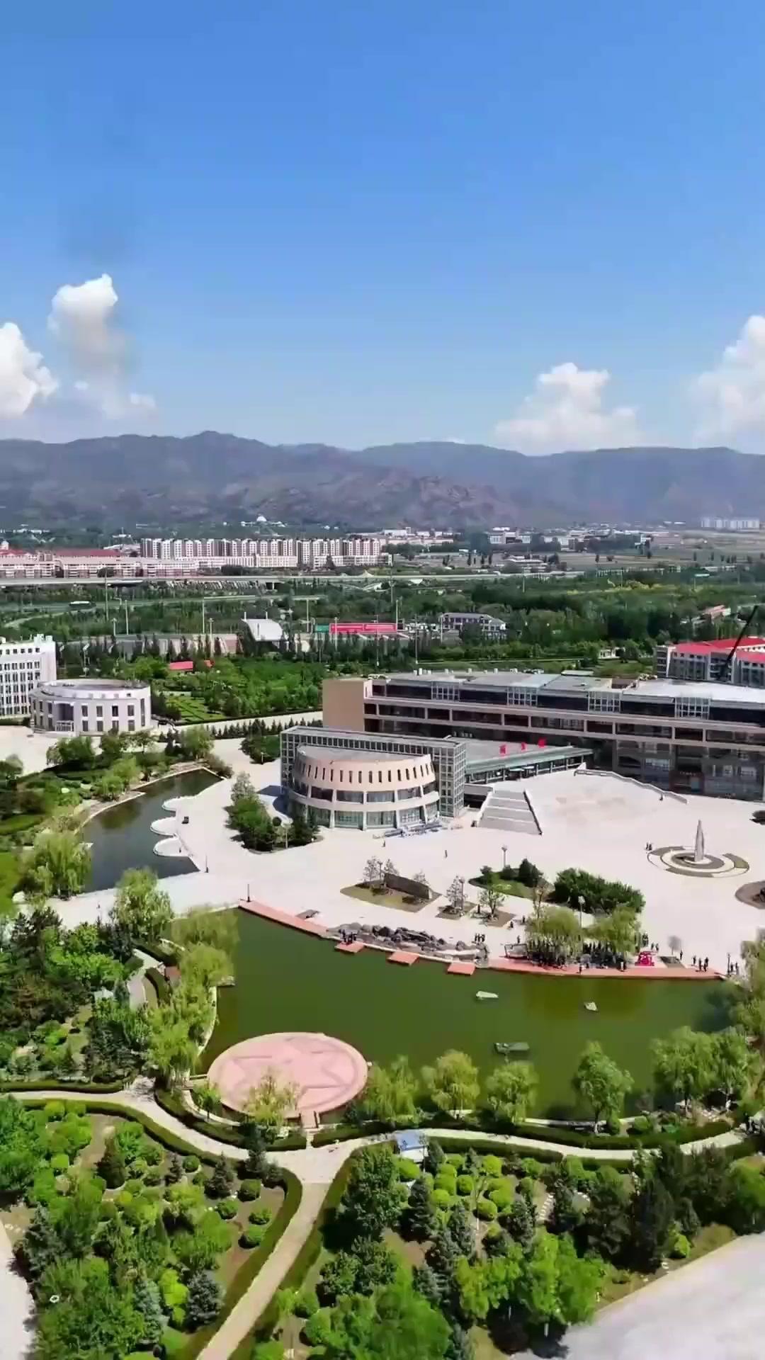 Sekiz Yöne Hükmeden