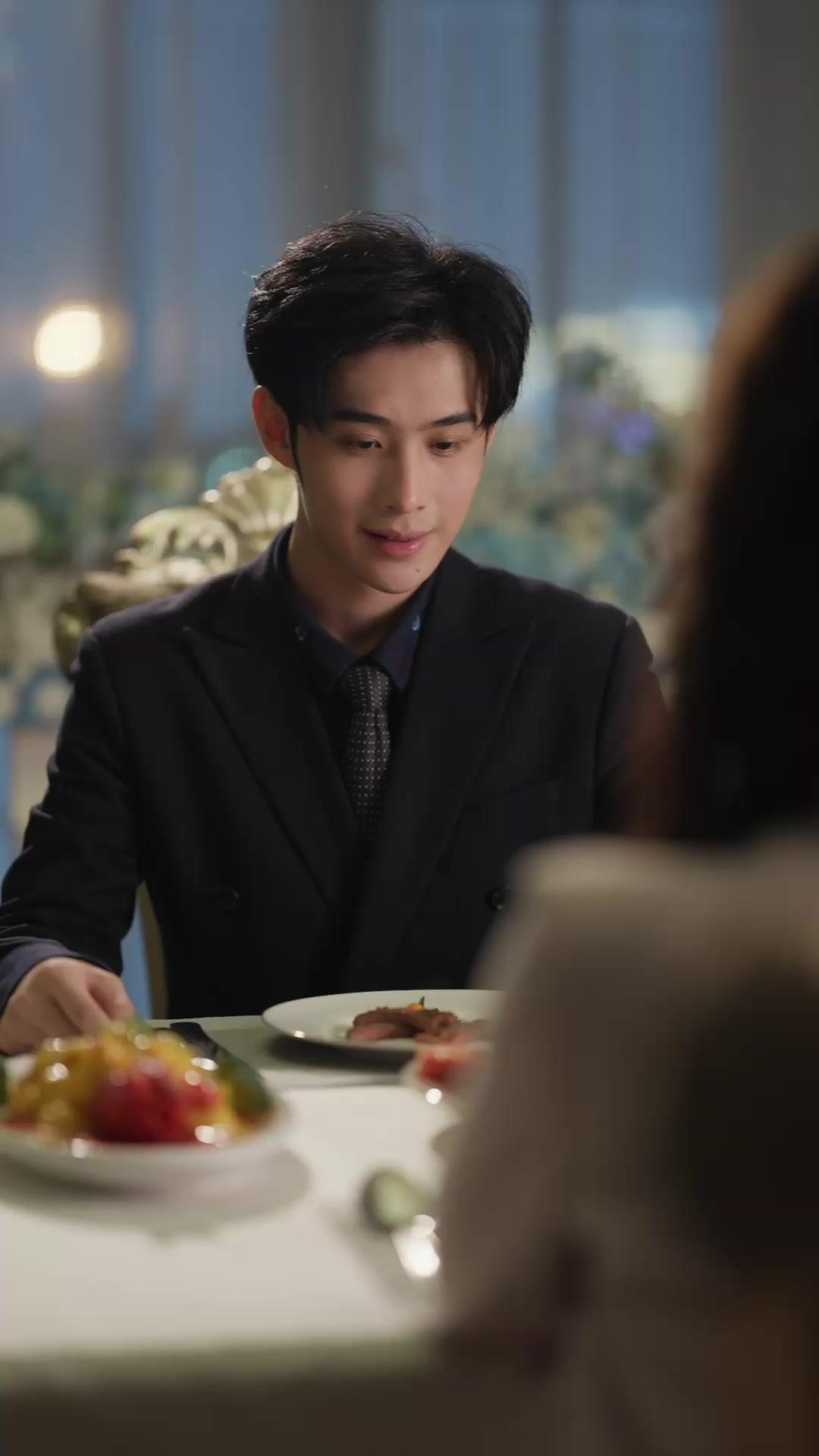 누나, 쟤 말고 나는 어때요