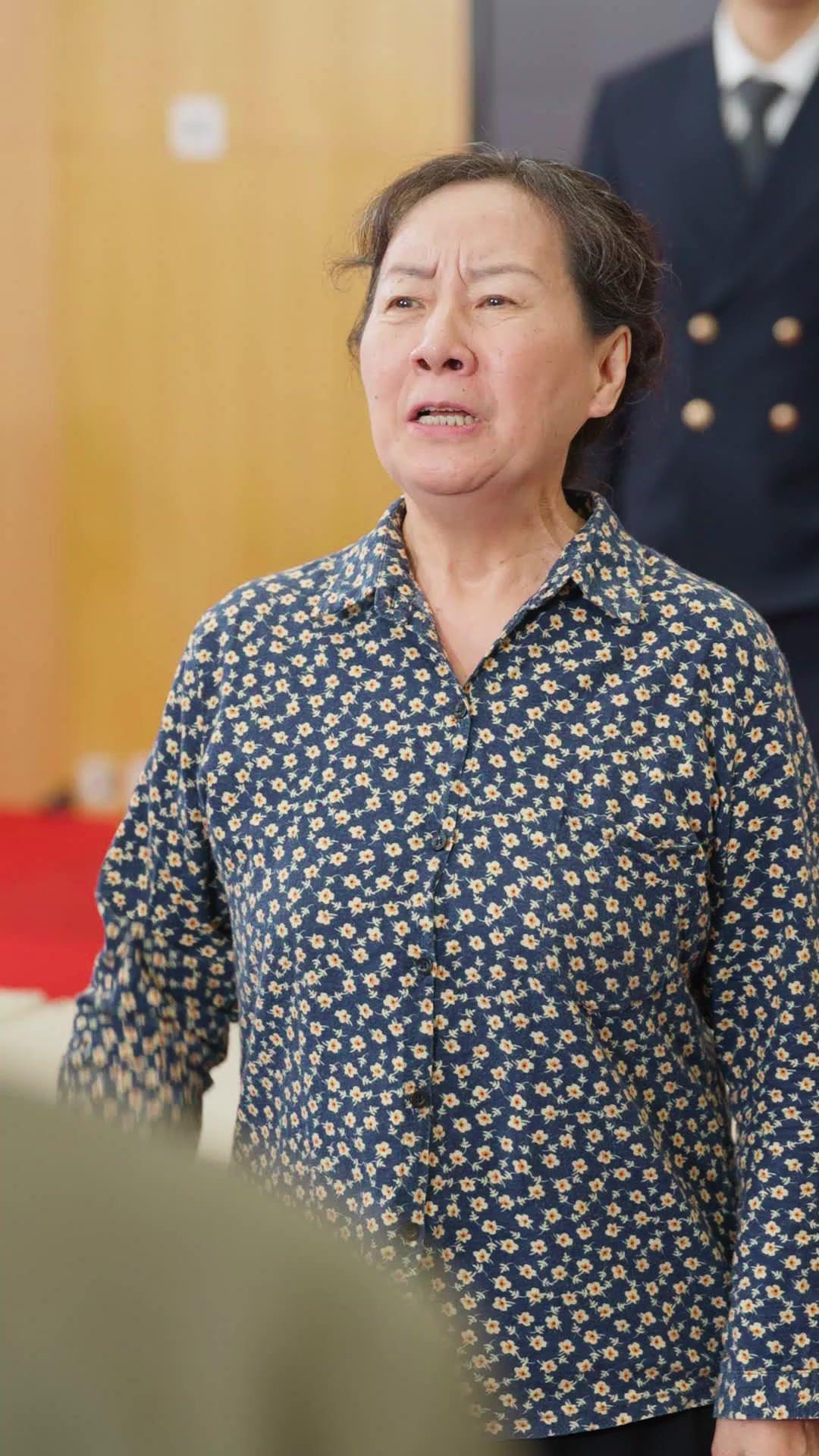 Bông Hoa Nở Muộn