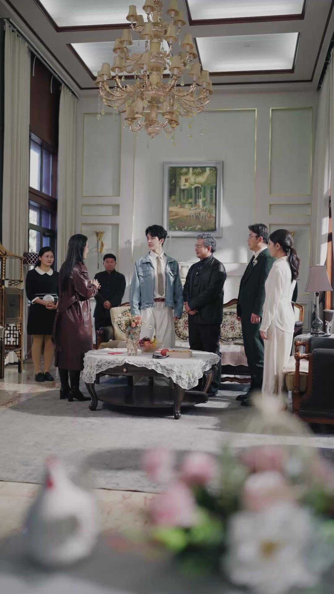 خطفته في يوم زفافه ثم أصبحت مدللة العائلة