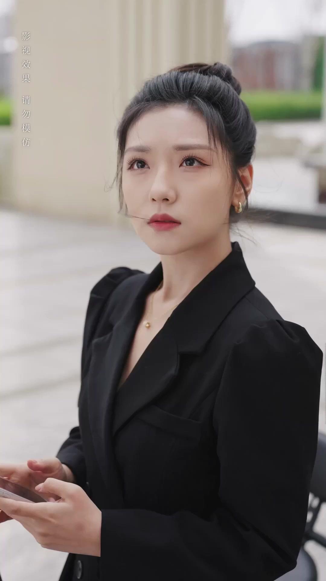 Married for A Deal, Loved For Real