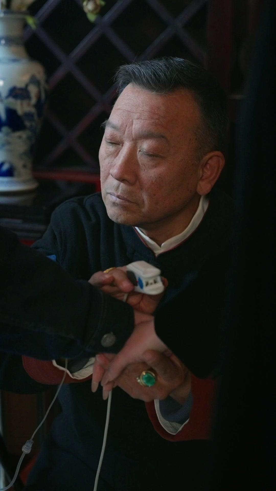 我的廢柴老公竟是千王