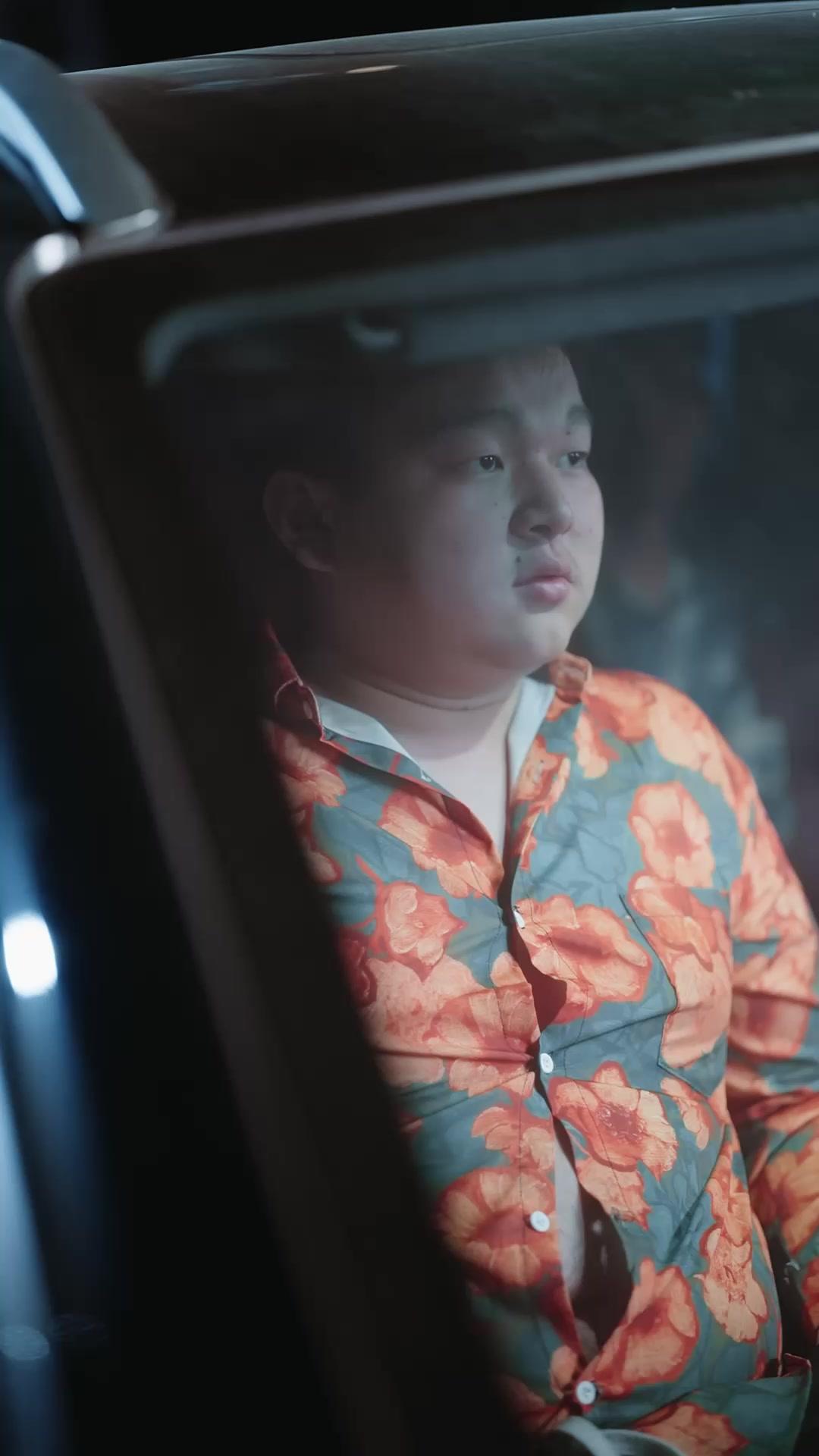 Street Vendor? But He's A Geniues!