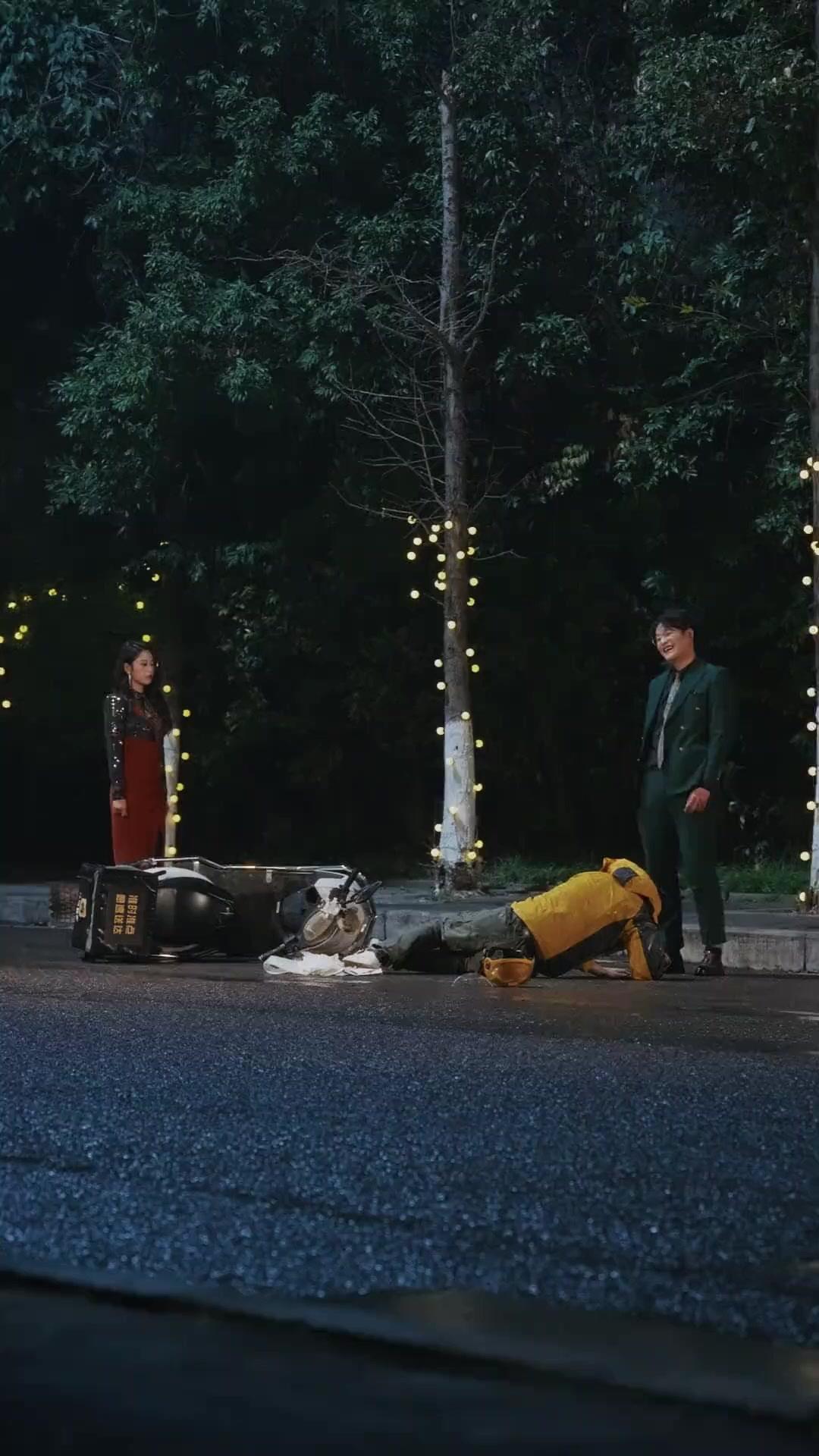 누나 대신 집안 청산