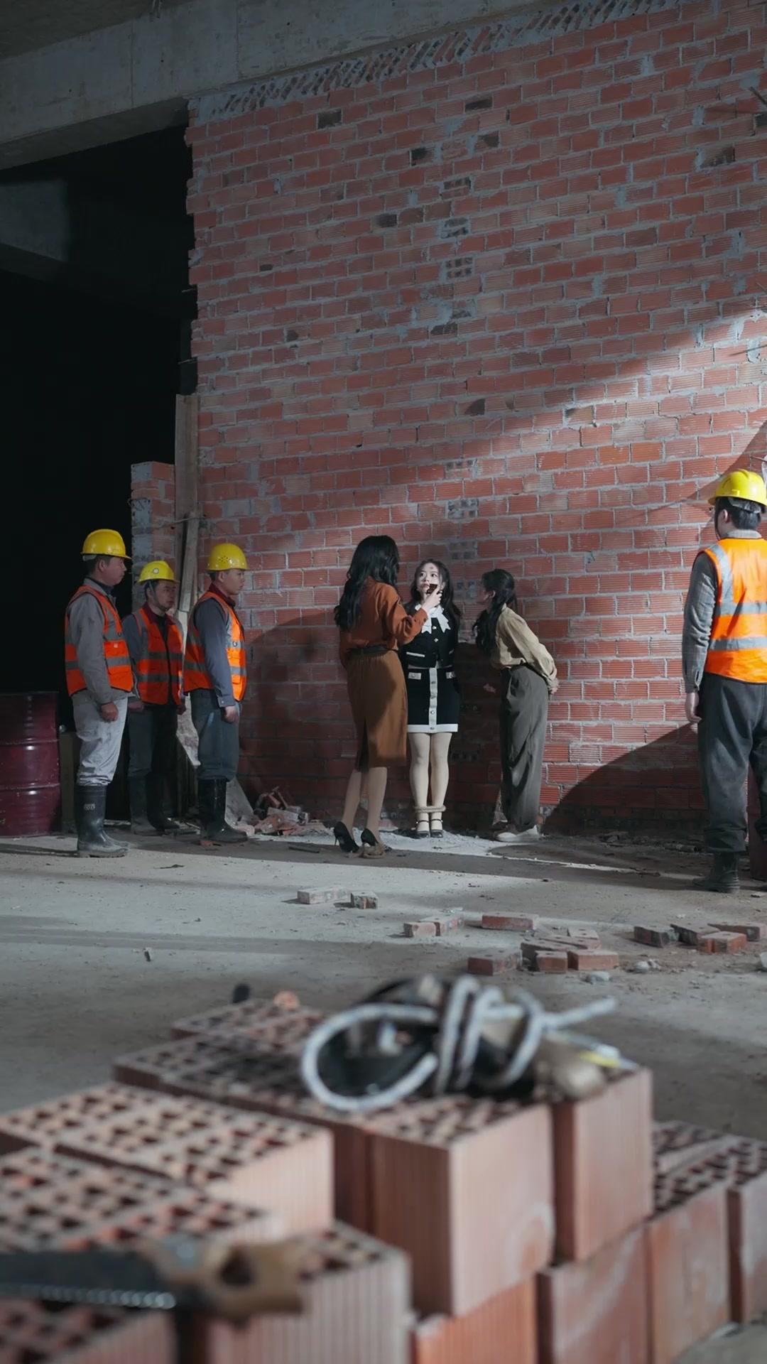 Wife? No, Queen of Ruin!