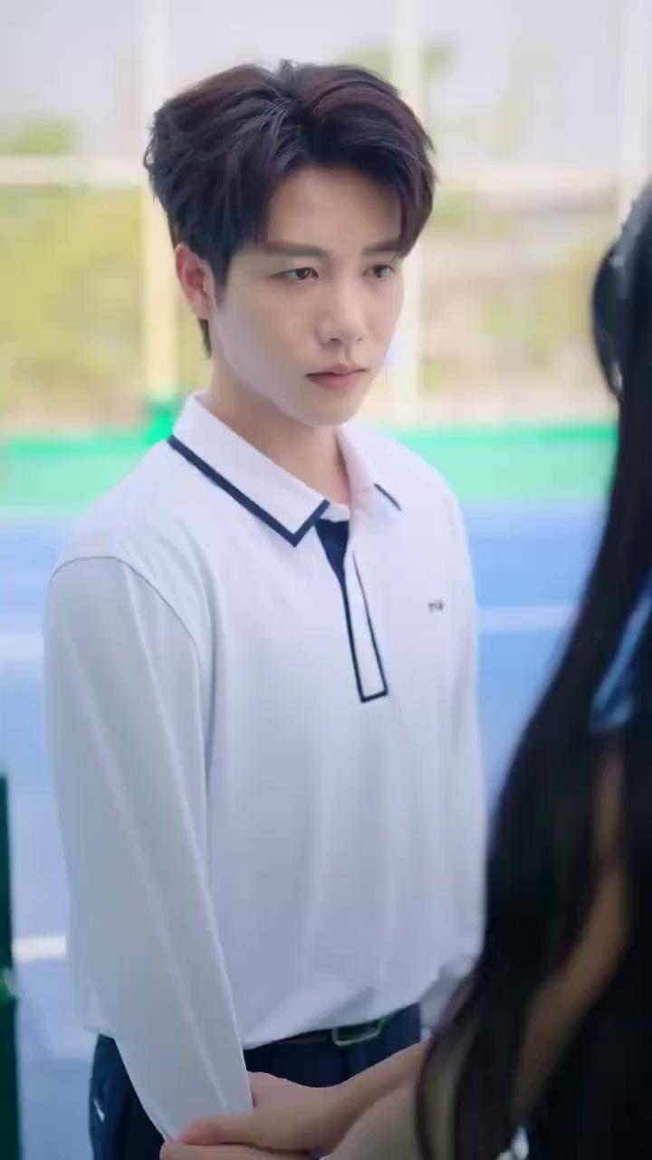 Per Sopravvivere, Mi Stringo al Mio Nemico