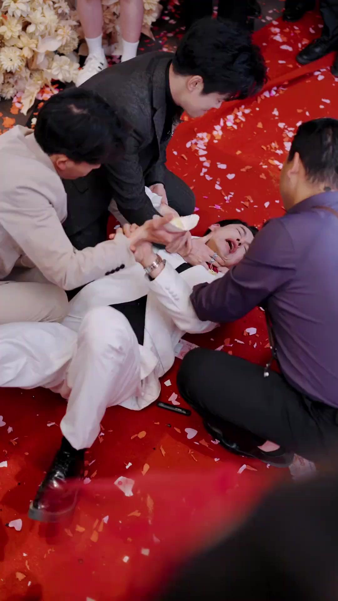 Cahaya Bulan Terkandas