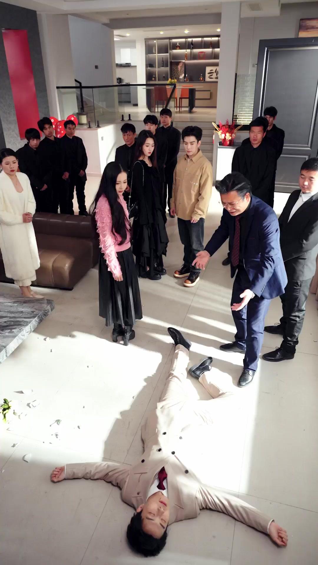 Who's the Bossy Sugar Mama?