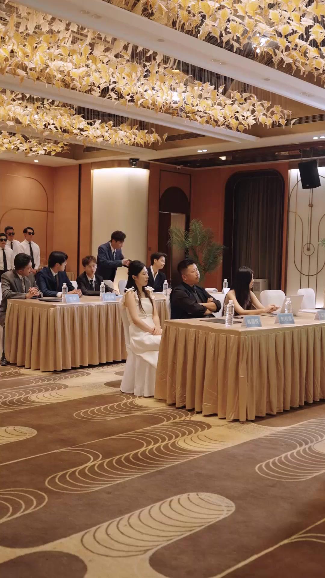 白后と閻魔は並び立つ