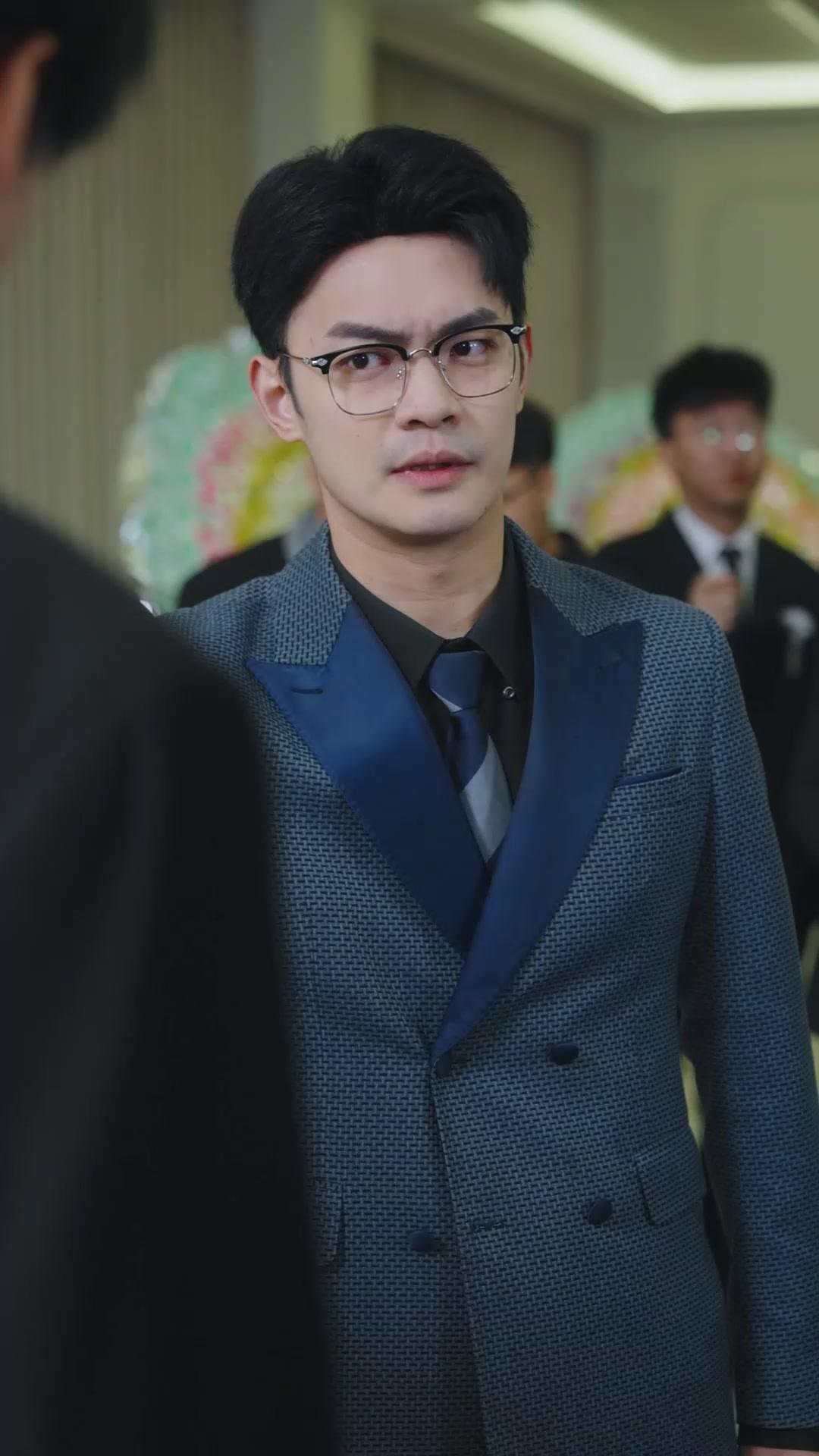 逆子們，老爸我才是首富！