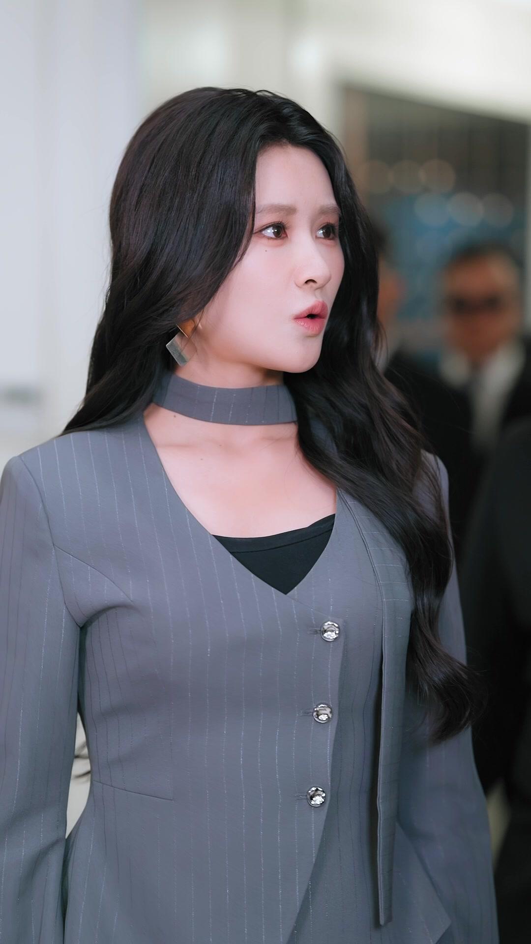 Ms. CEO's Invincible Guard
