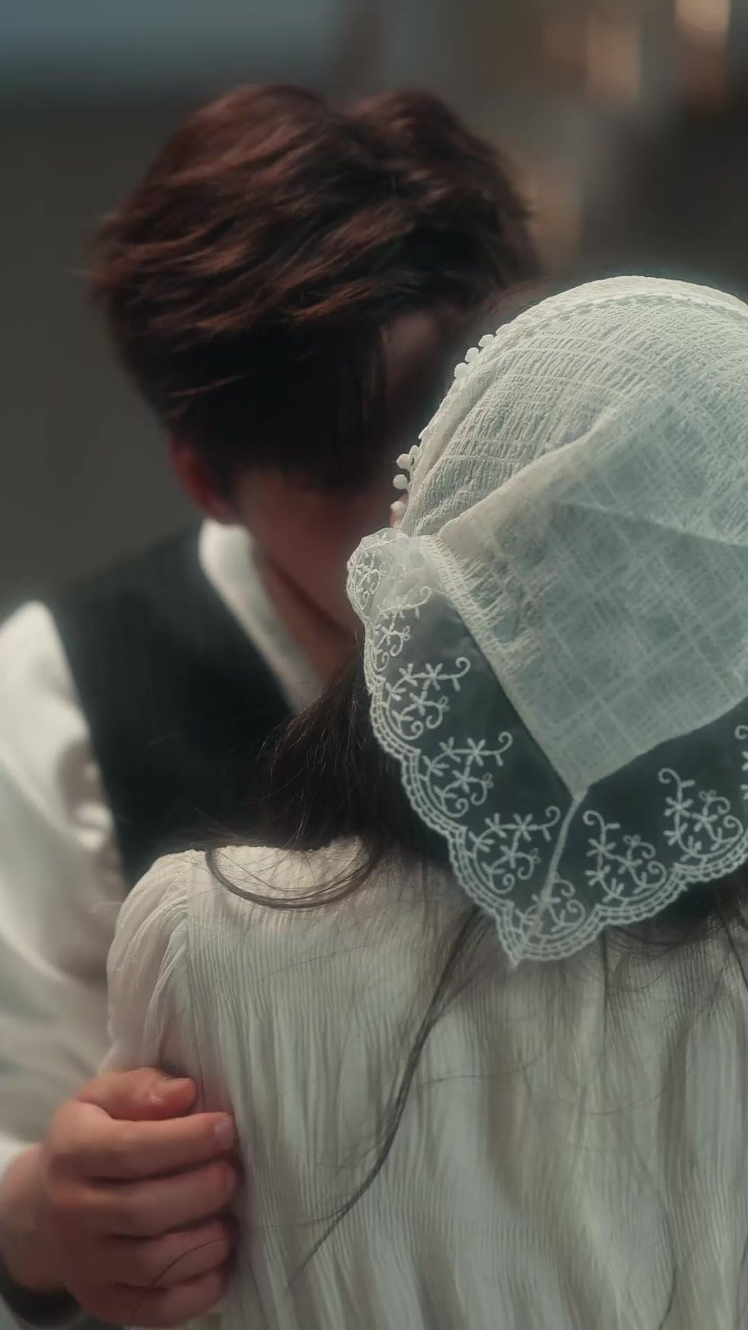 Terlanjur Cinta, Tersimpan Rahsia