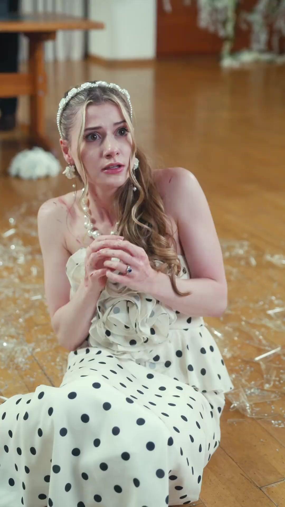 (Doppiaggio)L'Inganno e la Corona