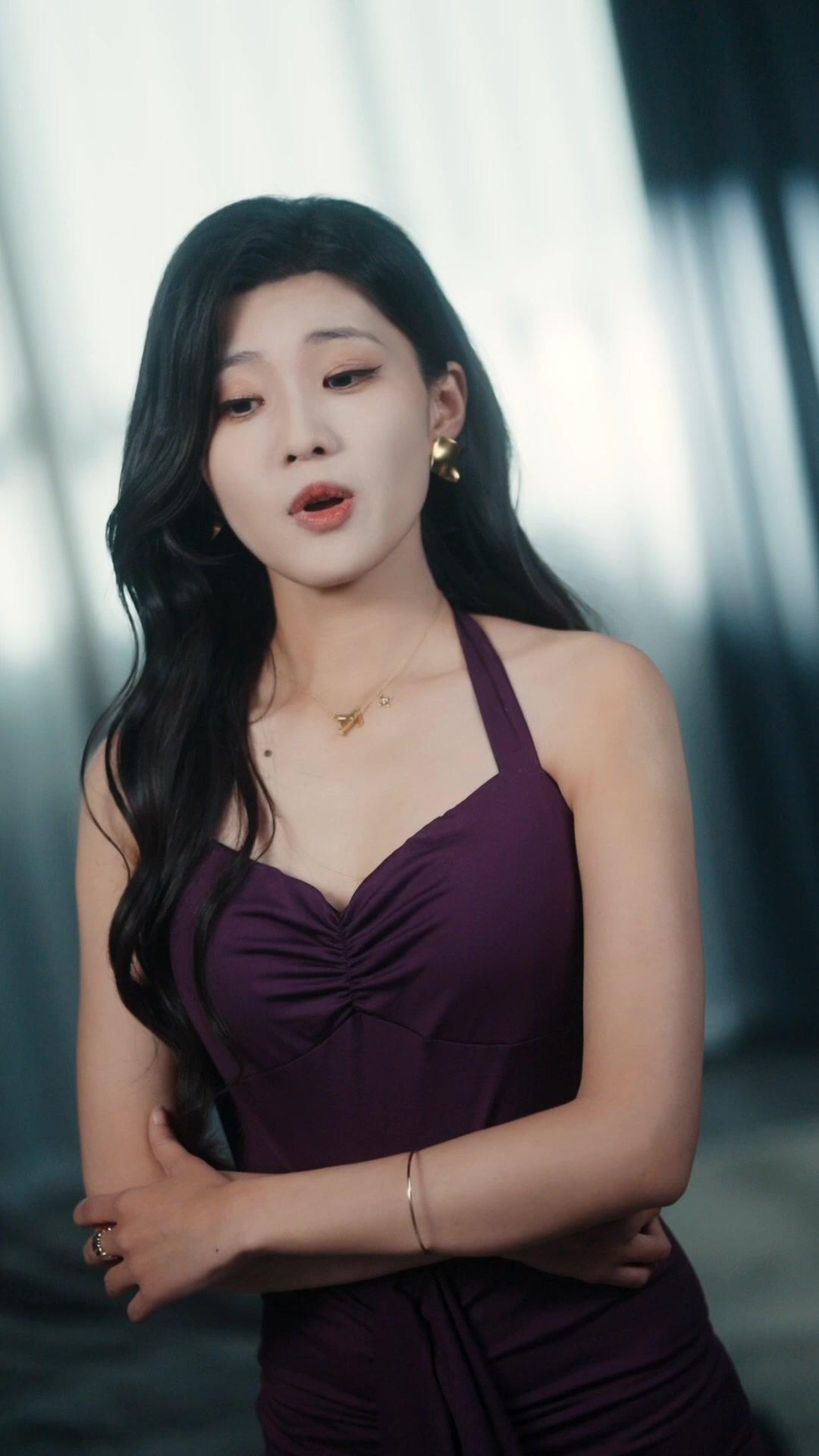 Pacarku Berbulu dan Manis