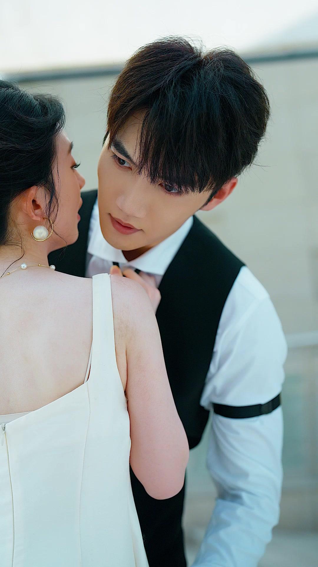 아가씨의 수행 경호원