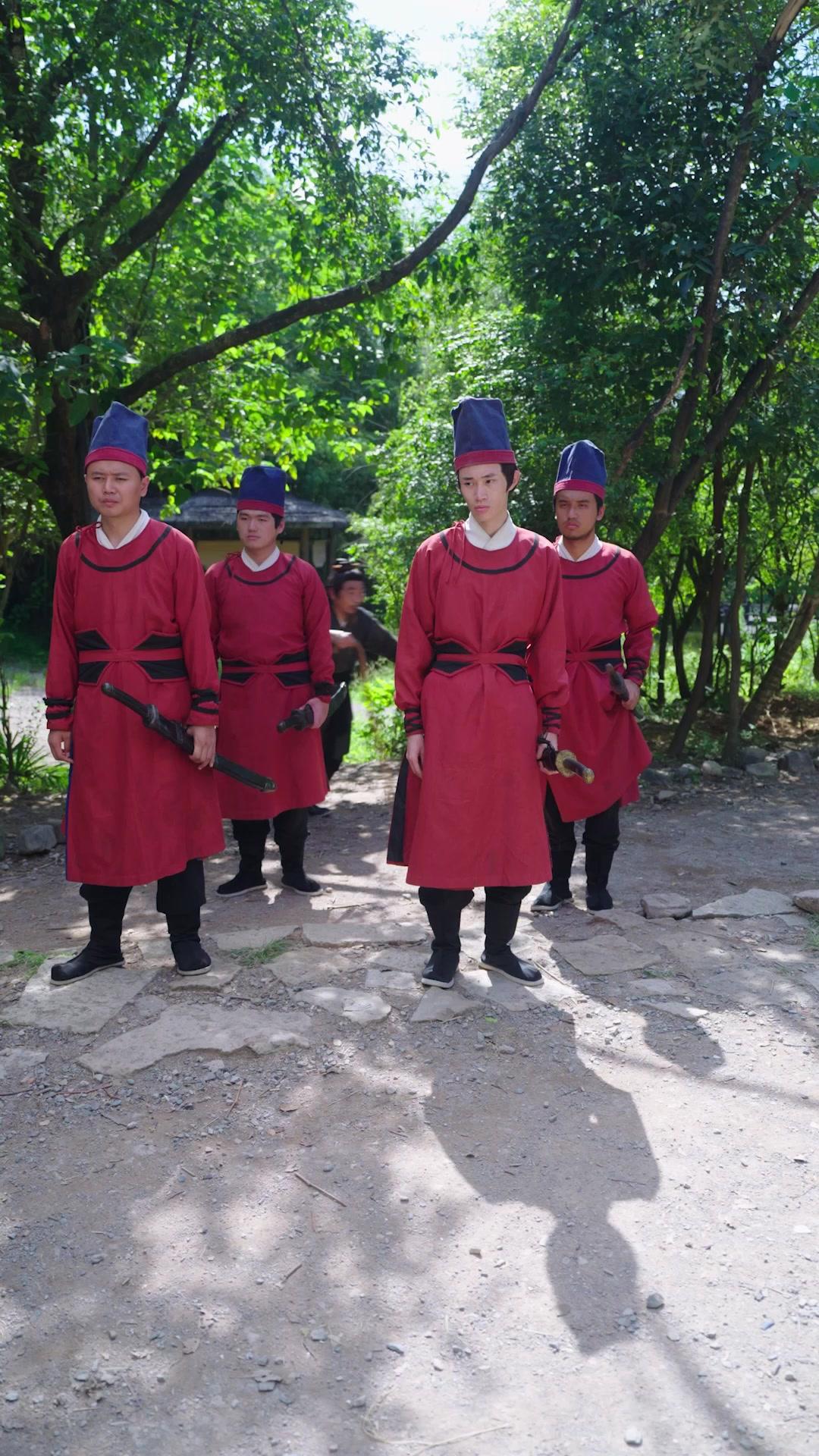 Saat si Pemburu Jatuh Cinta