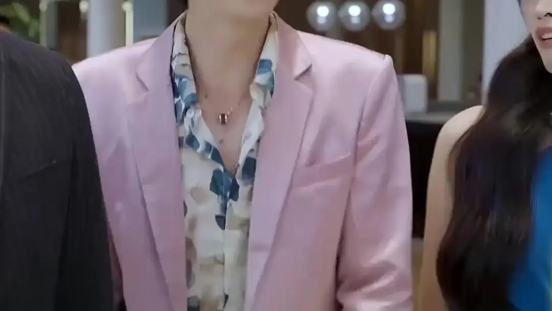 (Sulih Suara) Semakin Boros, Rezeki Justru Lancar: Ketika Kartu Kosong Menjadi Senjata