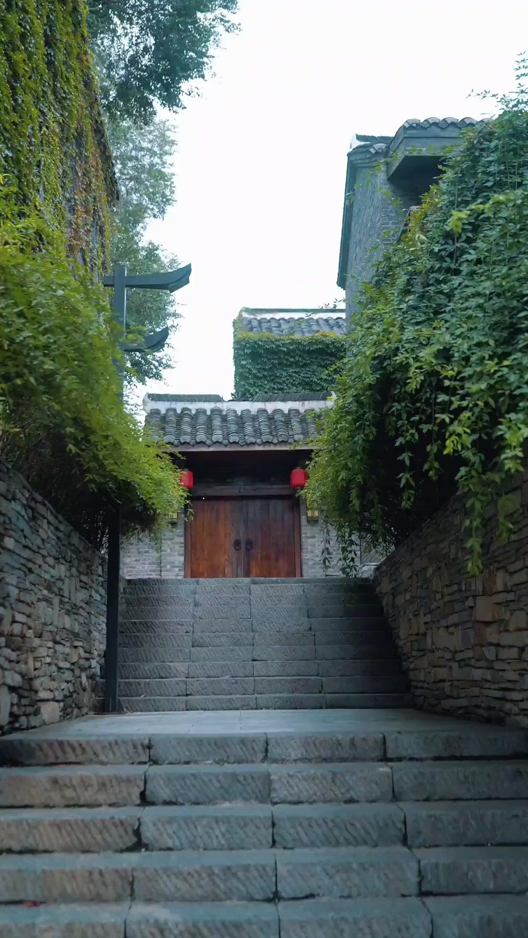 Lời Nguyền Trở Lại